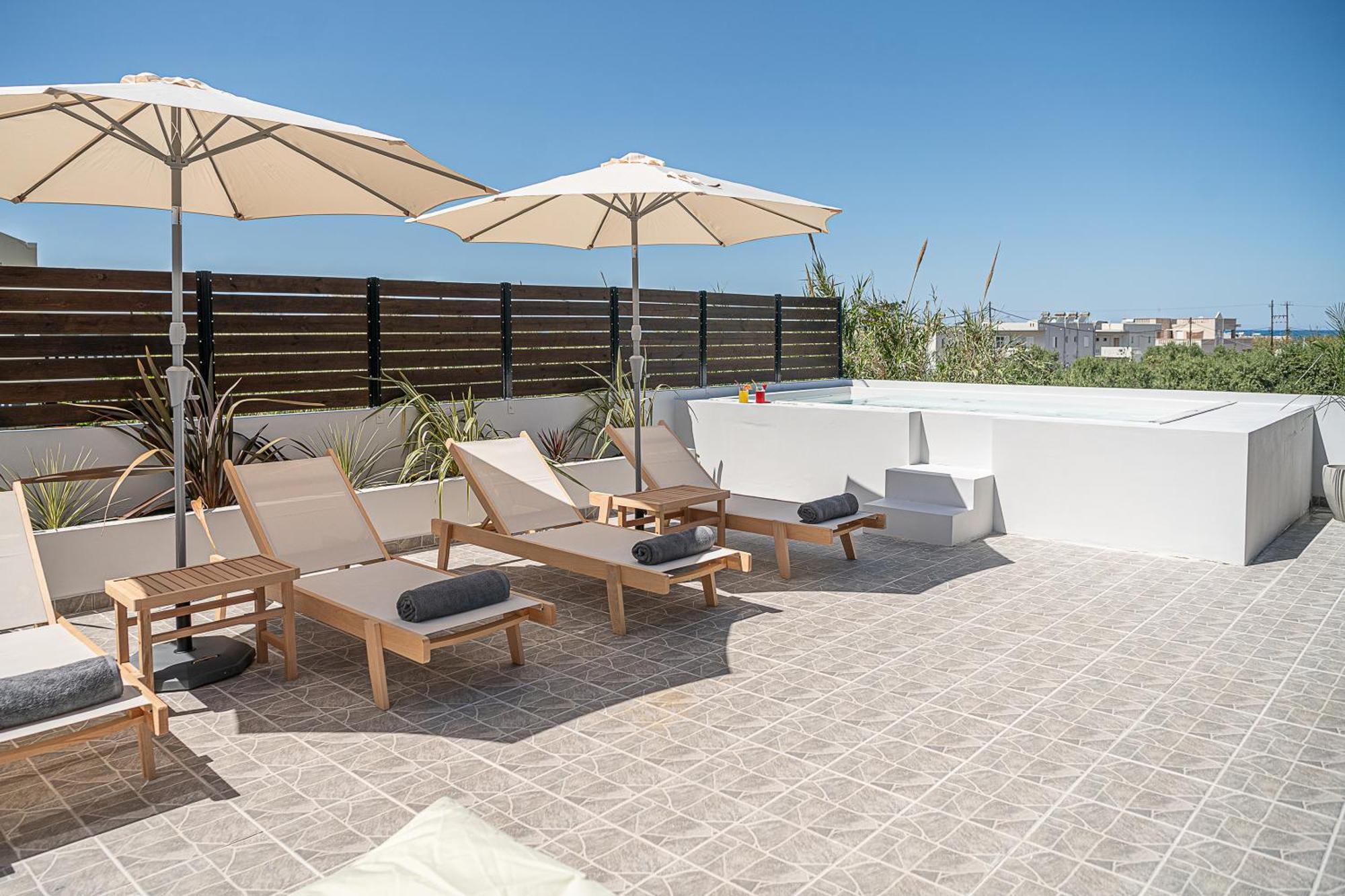 Sol Luxury Apartment - Close To The Beach With A Private Mini Pool Khania Eksteriør bilde