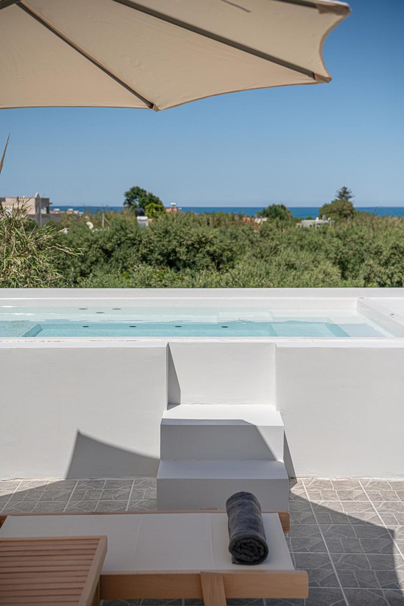 Sol Luxury Apartment - Close To The Beach With A Private Mini Pool Khania Eksteriør bilde